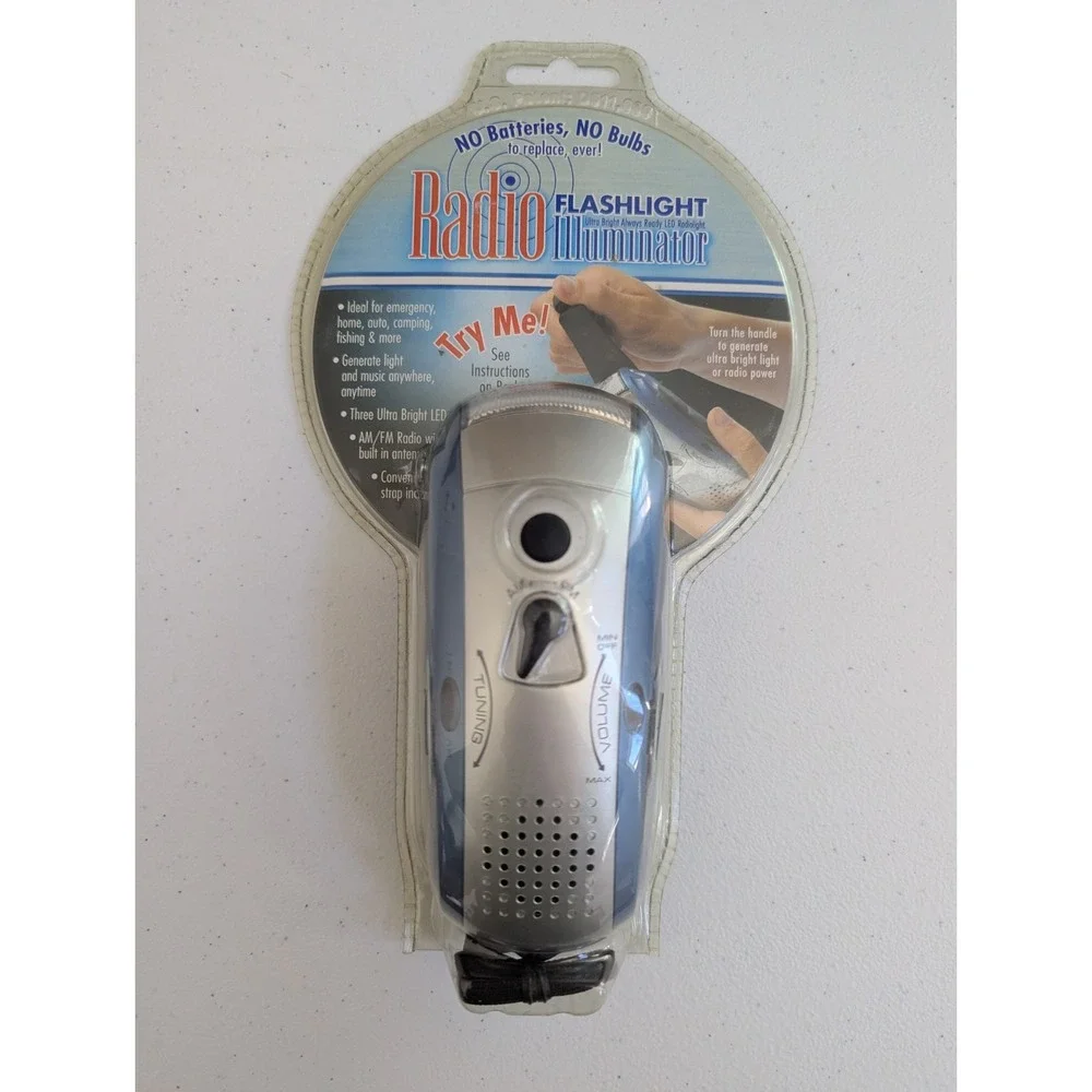 Radio Flashlight Emergency No Battery Flashlight Hand Crank Light New ET500C